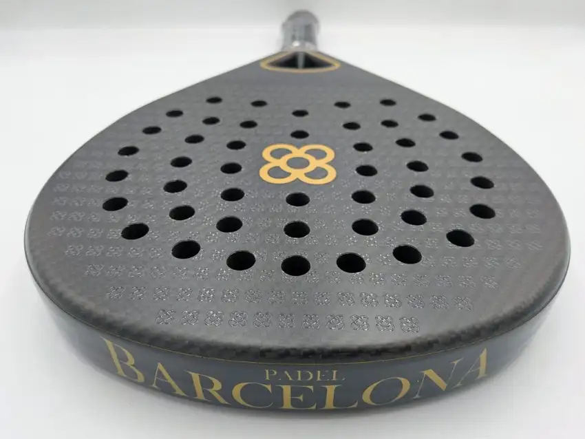 Pala de Padel PADEL BARCELONA DOWNTOWN PLUS 🏙️⚡ - Imagen 3